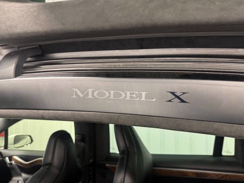 Used 2017 Tesla Model X P100D image 22