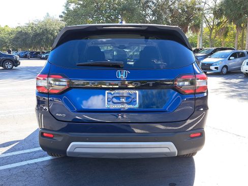 Certified 2025 Honda Pilot EX-L image 5