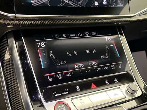 Used 2022 Audi SQ8 Prestige image 21