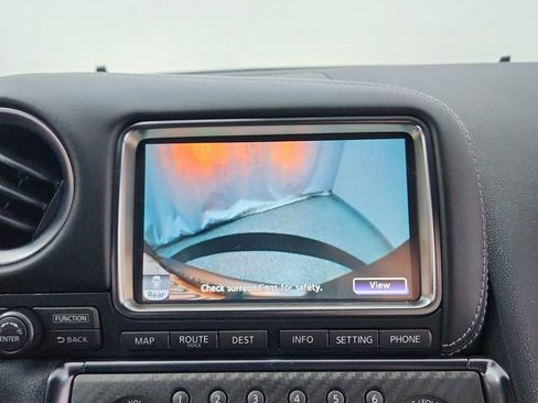 Used 2015 Nissan GT-R Premium image 33
