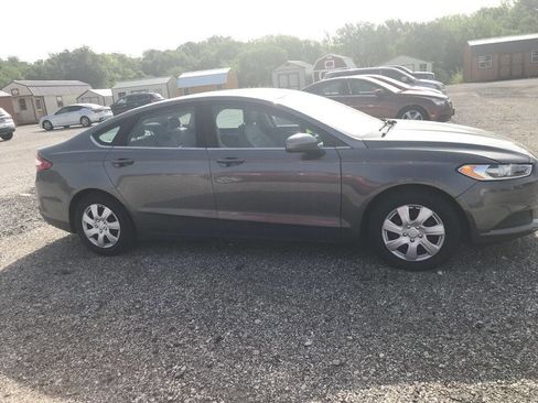 Used 2014 Ford Fusion S FWD image 2