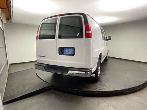 New 2026 Chevrolet Express 3500 RWD image 7