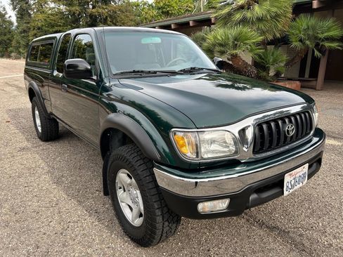 Used 2001 Toyota Tacoma 4x4 Xtracab V6 image 11
