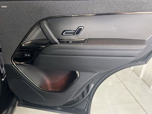 Used 2024 Land Rover Range Rover Sport Dynamic SE image 18