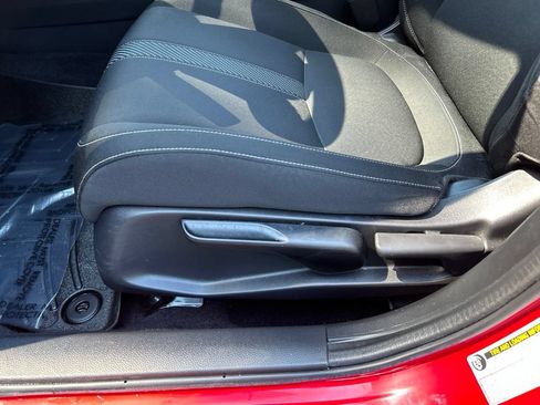 Used 2019 Honda Civic EX image 15
