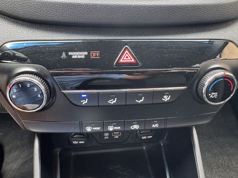Used 2018 Hyundai Tucson SE FWD image 14