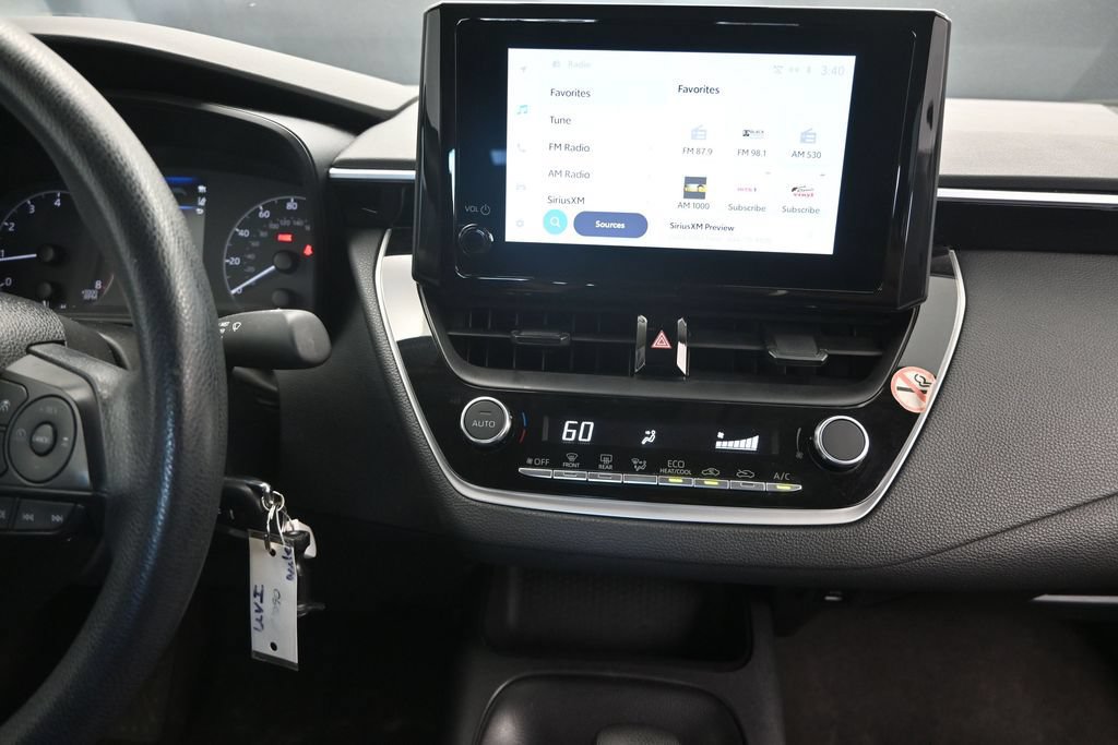 Used 2024 Toyota Corolla LE FWD image 28