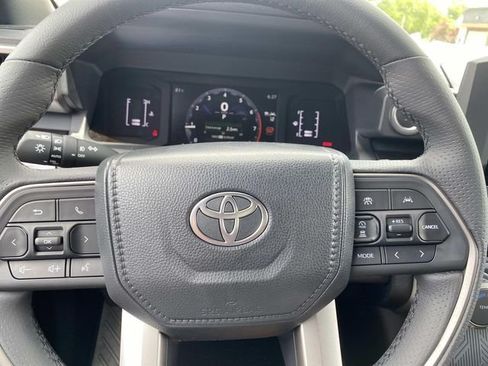 New 2026 Toyota 4Runner SR5 RWD image 11