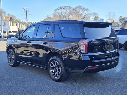 Used 2021 Chevrolet Tahoe Z71 image 3