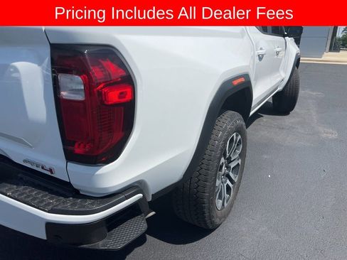 Used 2024 GMC Canyon AT4 w/ Technology Package AWD/4WD image 4