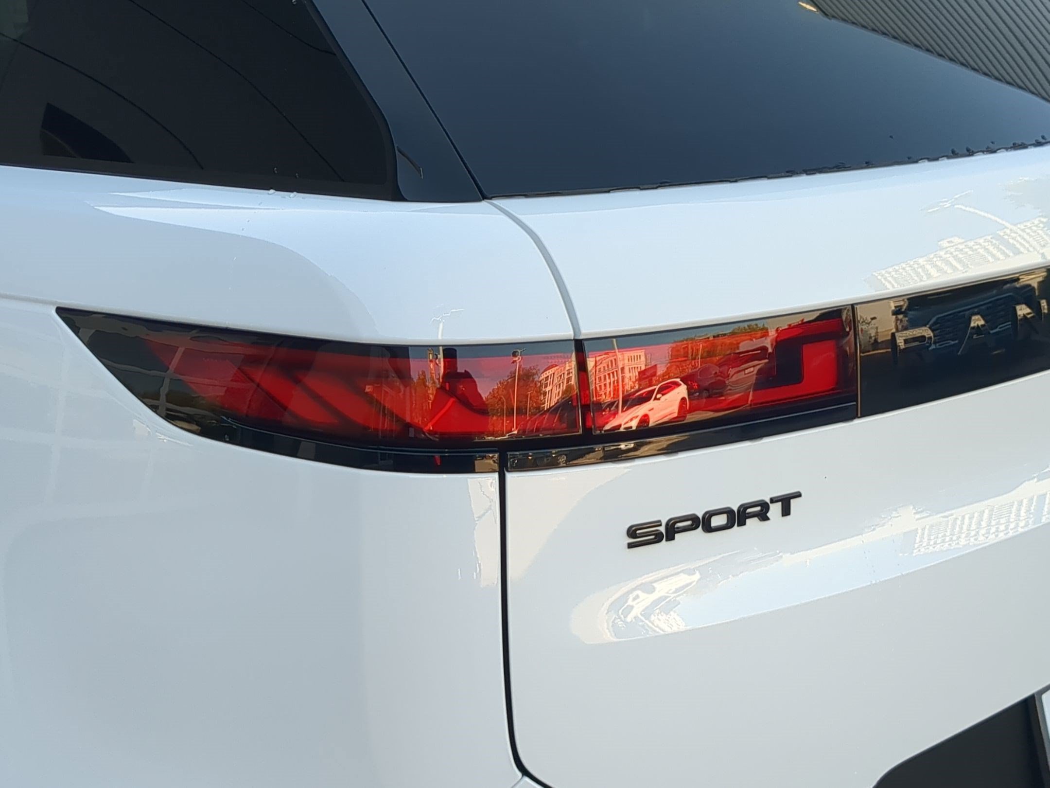 New 2027 Land Rover Range Rover Sport SE AWD/4WD image 11