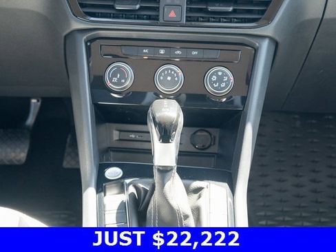 New 2025 Volkswagen Taos S image 31