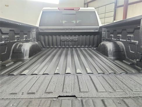 New 2026 GMC Sierra 1500 SLT w/ SLT Premium Plus Package image 43