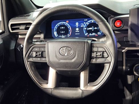 Certified 2025 Toyota 4Runner TRD Off-Road AWD/4WD image 26
