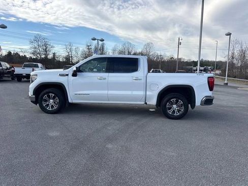 Certified 2024 GMC Sierra 1500 SLT image 7