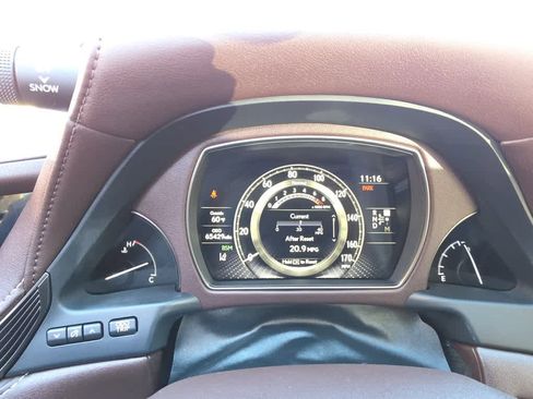 Used 2018 Lexus LS 500 AWD image 37