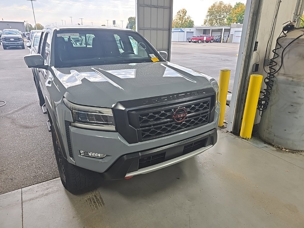 Used 2023 Nissan Frontier PRO-4X w/ Pro Convenience Package AWD/4WD image 1