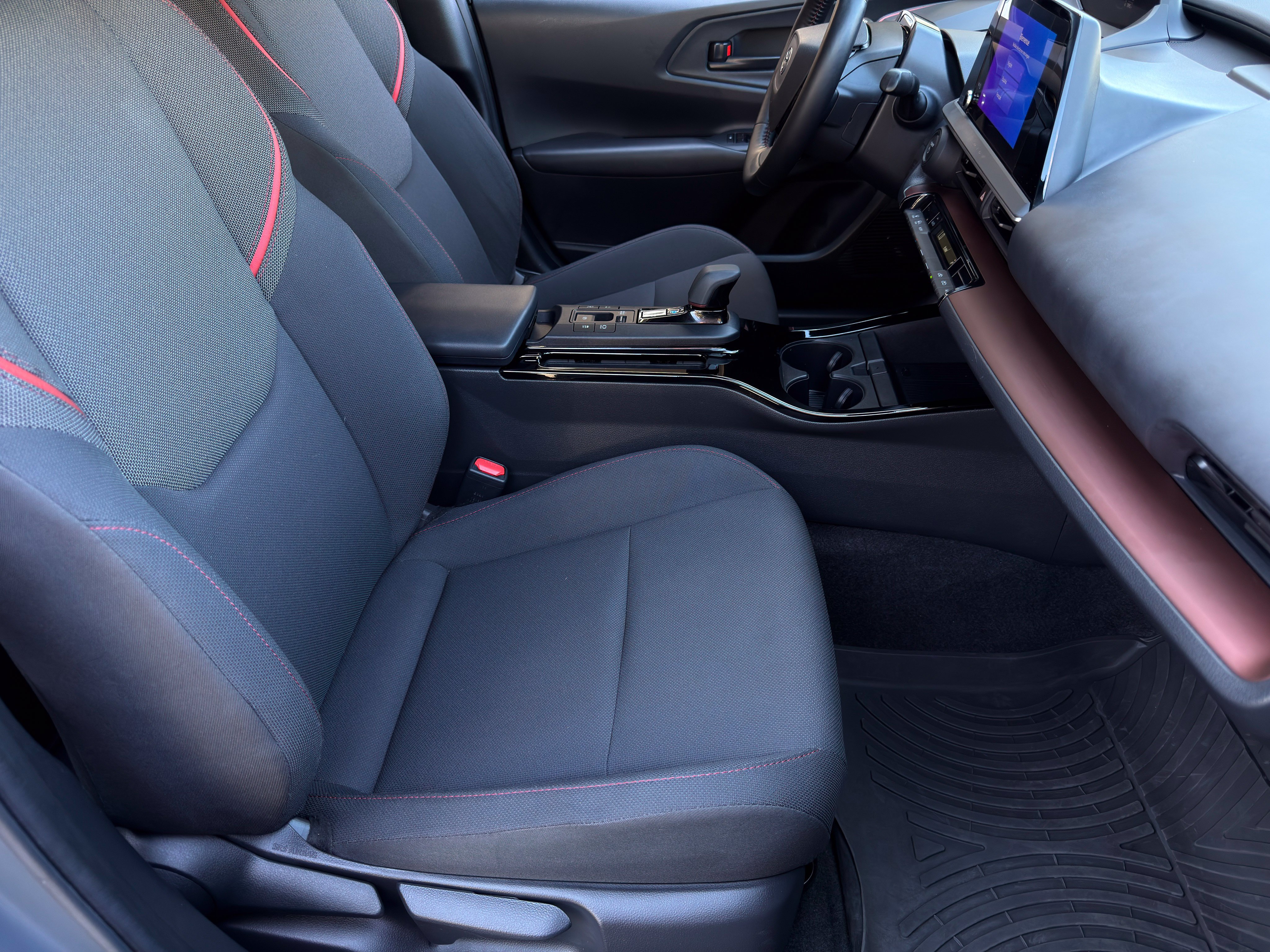 Used 2023 Toyota Prius Prime FWD image 25