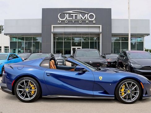 Used 2021 Ferrari 812 GTS RWD image 56