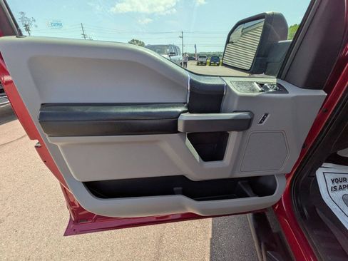 Used 2016 Ford F150 XLT w/ Trailer Tow Package RWD image 18