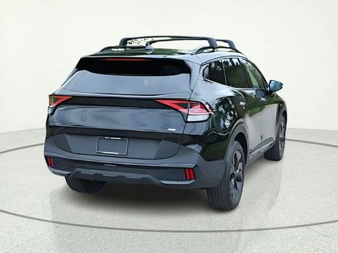 Certified 2025 Kia Sportage X-Line w/ Premium Package AWD/4WD image 5