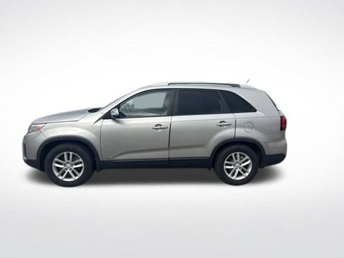 Used 2014 Kia Sorento LX AWD/4WD image 2
