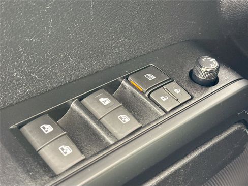 Certified 2023 Toyota Tacoma SR image 26