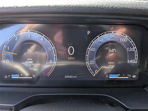 Used 2023 Jeep Grand Cherokee L Limited AWD/4WD image 33