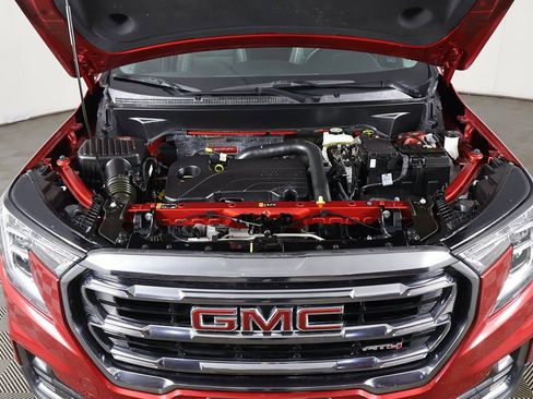 Used 2024 GMC Terrain AT4 w/ LPO, Floor Liner Package AWD/4WD image 19