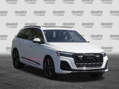 Used 2025 Audi Q7 3.0T Prestige w/ Prestige Package AWD/4WD image 2