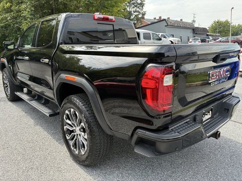 Used 2023 GMC Canyon Denali AWD/4WD image 7