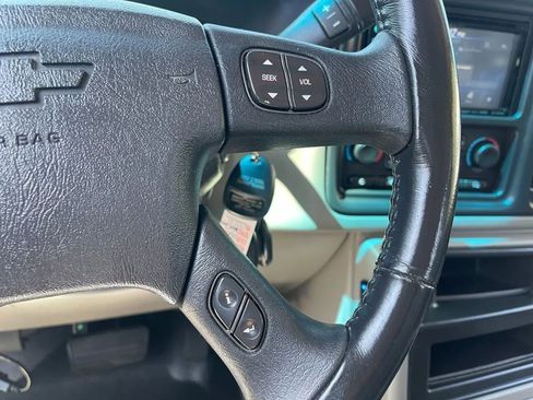 Used 2007 Chevrolet Silverado 3500 LT w/ Heavy-Duty Power Package image 28