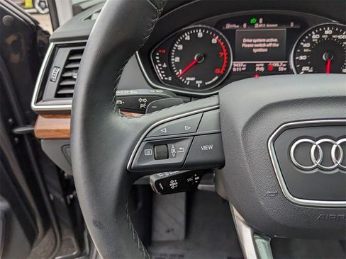 Used 2023 Audi Q5 2.0T Premium w/ Convenience Package image 13