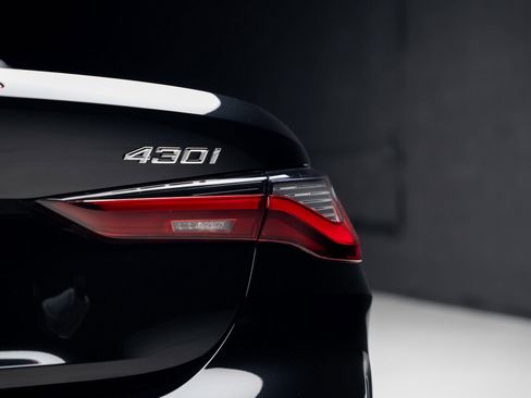 Used 2021 BMW 430i Convertible w/ Premium Package image 30