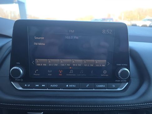 Certified 2023 Nissan Rogue SV image 23