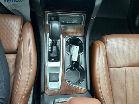 Used 2024 Subaru Ascent Touring image 22