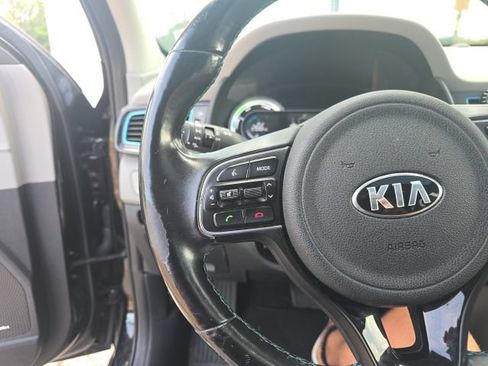 Used 2019 Kia Niro Touring FWD image 14