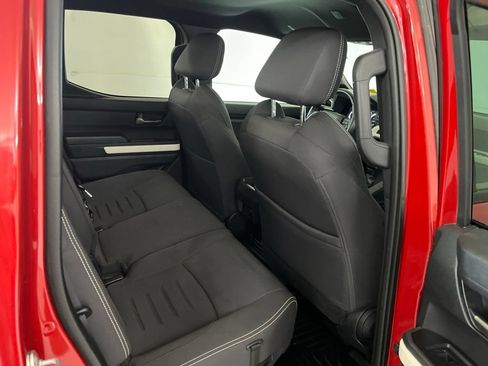 Used 2024 Toyota Tacoma TRD Off-Road AWD/4WD image 22