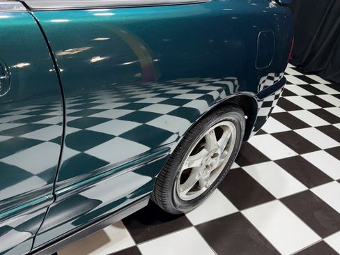 Used 2000 Acura Integra GS-R FWD image 33