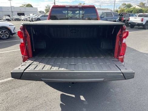 Used 2025 Chevrolet Silverado 1500 High Country w/ Technology Package image 8