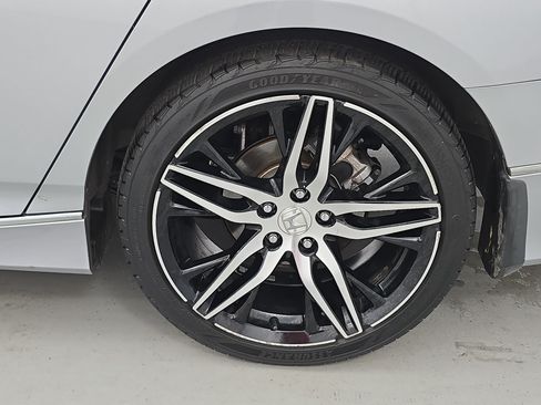 Used 2022 Honda Accord Touring image 33
