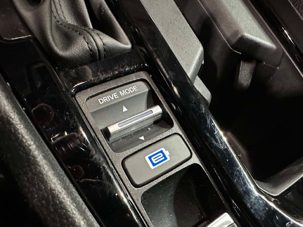 Used 2024 Honda Accord Sport image 19