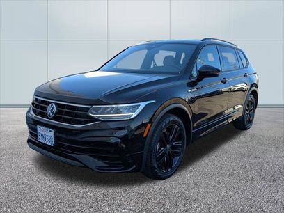 Certified 2022 Volkswagen Tiguan SE R-Line