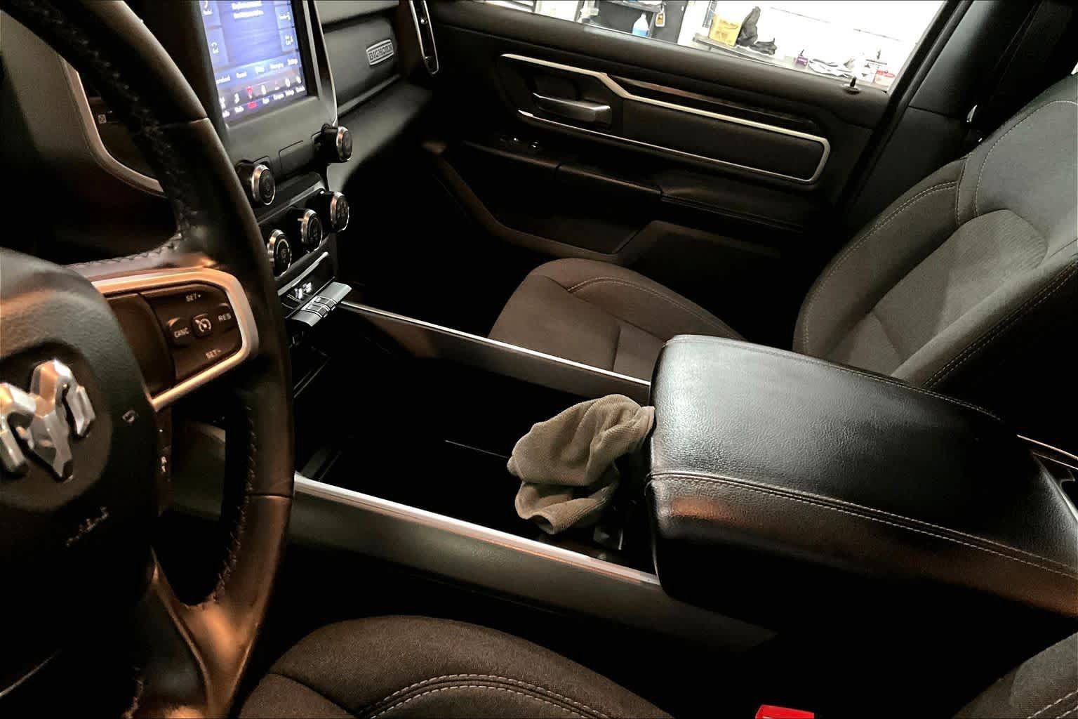 Used 2019 RAM 1500 Big Horn AWD/4WD image 16