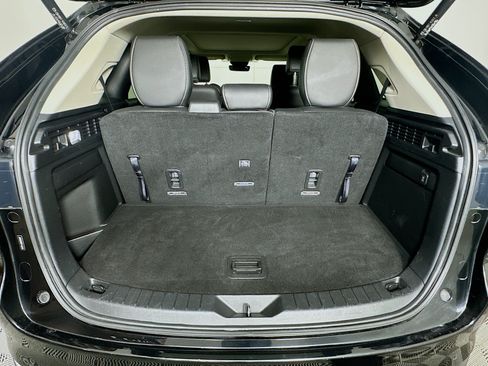 Used 2024 MAZDA CX-90 3.3 Turbo w/ Premium Package AWD/4WD image 32