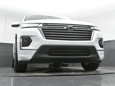 Used 2022 Chevrolet Traverse Premier w/ LPO, Floor Liner Package FWD image 31