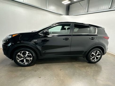 Used 2020 Kia Sportage LX AWD/4WD image 2