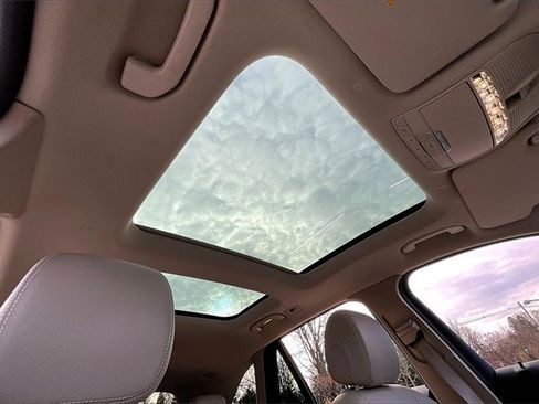 Certified 2021 Mercedes-Benz GLC 300 4MATIC image 27