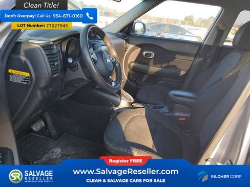 Used 2017 Kia Soul + FWD image 9