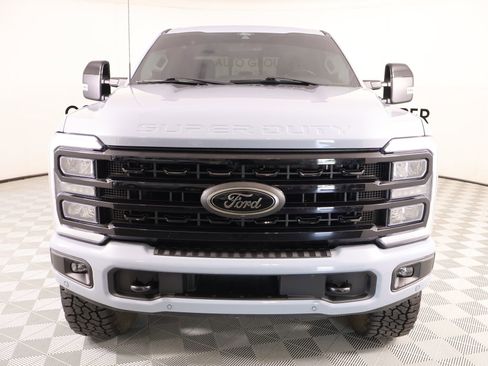 Used 2024 Ford F250 Lariat w/ Lariat Ultimate Package AWD/4WD image 10